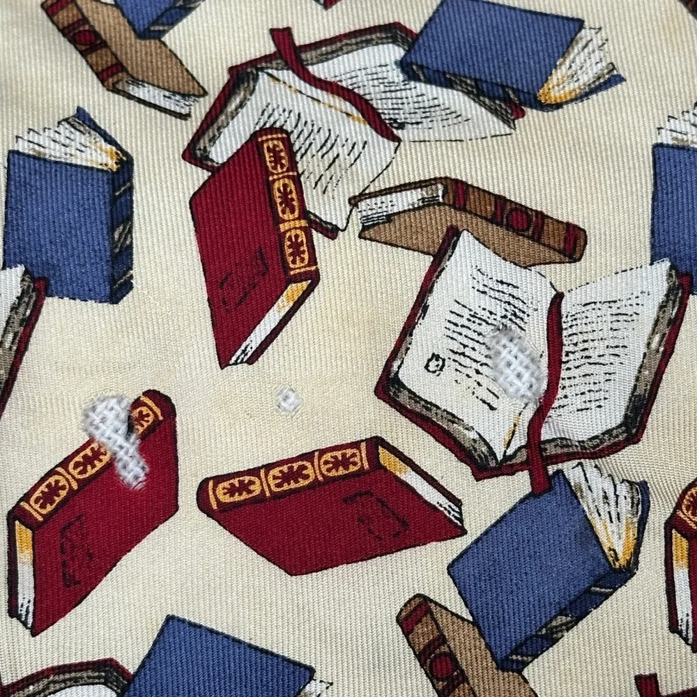 Crown Books‎ Mens Novelty Tie Cream Red Blue Literary Librarian Book Print 3865